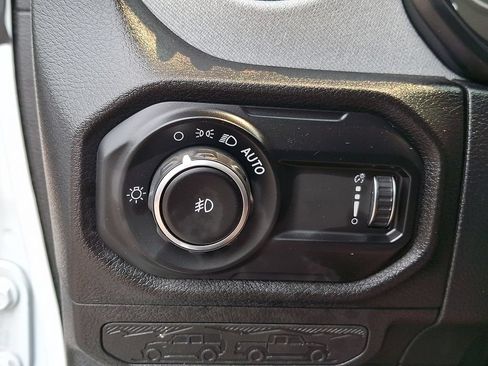 Certified 2025 Jeep Wrangler Unlimited Sport AWD/4WD image 24