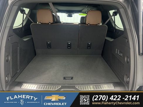 Used 2025 Chevrolet Suburban High Country image 20