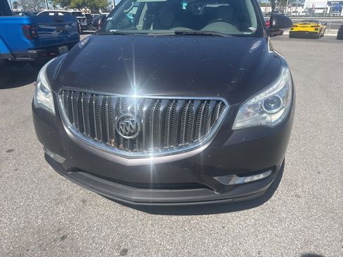 Used 2017 Buick Enclave Leather image 7