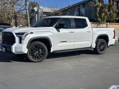 Used 2024 Toyota Tundra Limited image 1