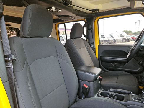 Used 2021 Jeep Wrangler Unlimited Sport image 30