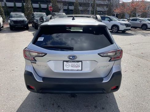 Used 2025 Subaru Outback Premium w/ Popular Package #1A image 4