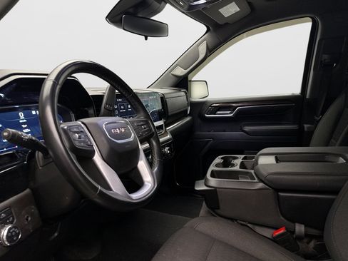 Used 2023 GMC Sierra 1500 Elevation AWD/4WD image 9