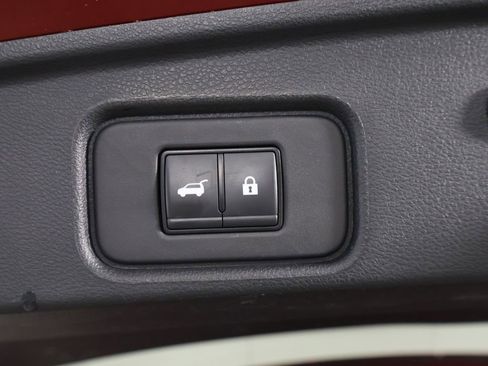 Used 2023 Nissan Pathfinder SL w/ SL Premium Package AWD/4WD image 24