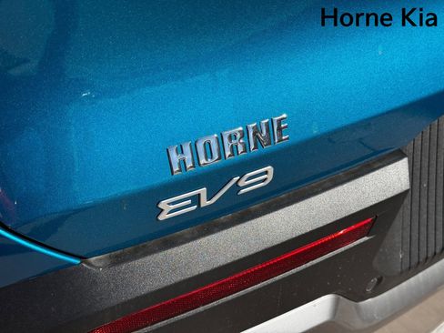 New 2026 Kia EV9 Wind image 20