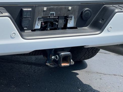 Used 2024 Chevrolet Silverado 2500 High Country w/ High Country Premium Package AWD/4WD image 10