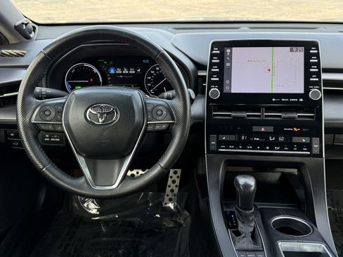 Used 2021 Toyota Avalon XSE image 28