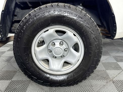 Used 2023 Toyota Tacoma SR image 39