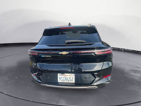 Used 2025 Chevrolet Equinox EV LT w/ Convenience Package image 6