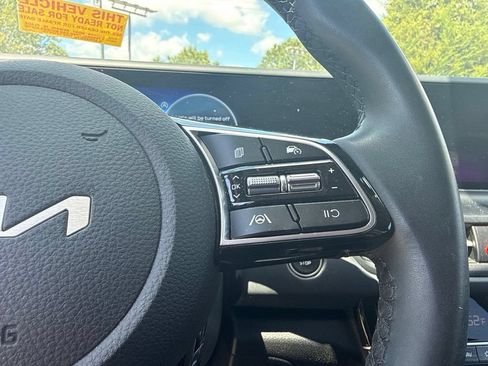 Used 2024 Kia Seltos EX AWD/4WD image 8
