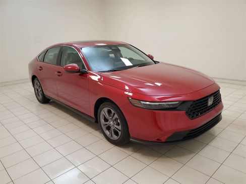 Certified 2024 Honda Accord EX image 25