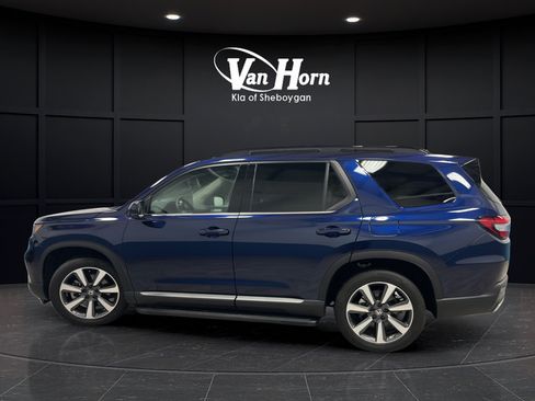 Used 2024 Honda Pilot Elite image 4