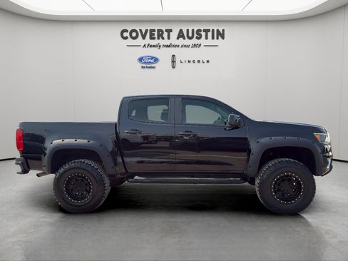 Used 2018 Chevrolet Colorado LT w/ LT Convenience Package RWD image 6