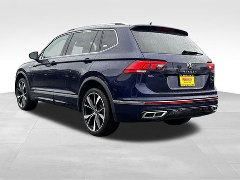 Used 2022 Volkswagen Tiguan SEL R-Line image 5