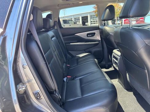 Used 2016 Nissan Murano SL w/ SL Technology Package FWD image 14