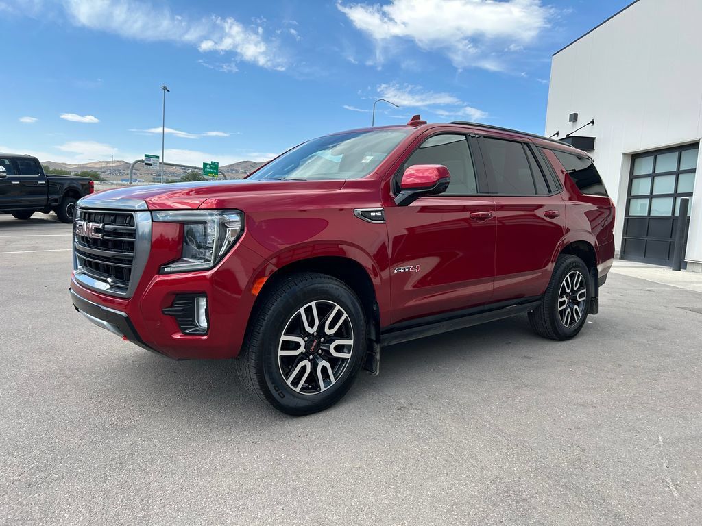 Used 2024 GMC Yukon AT4 w/ AT4 Premium Plus Package AWD/4WD image 2