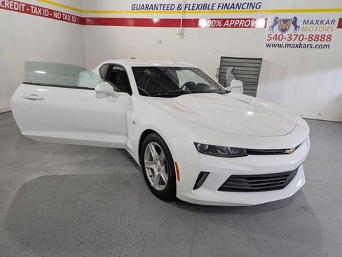 Used 2017 Chevrolet Camaro LS image 10