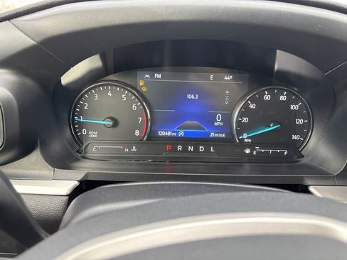 Used 2021 Ford Explorer XLT image 14