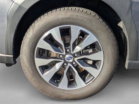 Used 2023 Subaru Outback Limited image 23