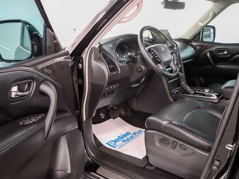 Used 2022 INFINITI QX80 Luxe w/ Cargo Package image 3