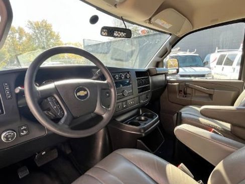 Used 2020 Chevrolet Express 2500 2500 Cargo w/ Driver Convenience Package image 4