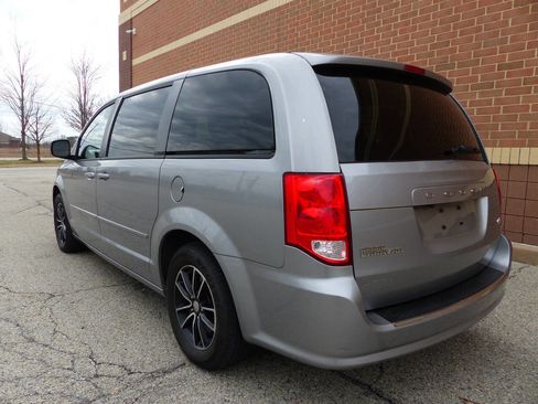 Used 2016 Dodge Grand Caravan R/T w/ Driver Convenience Group image 7