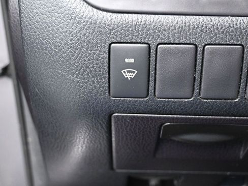 Used 2016 Toyota Highlander XLE image 8