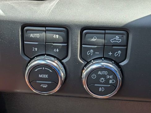 New 2026 GMC Sierra 2500 Denali Ultimate w/ LPO, Black Badging Package AWD/4WD image 27