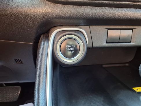 Used 2025 Toyota Grand Highlander AWD image 8