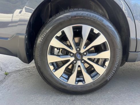Used 2015 Subaru Outback 3.6R Limited image 20