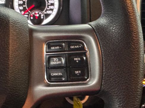 Used 2024 RAM 1500 Classic SLT image 27