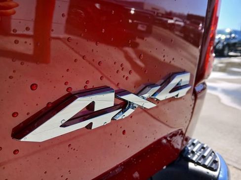 New 2026 RAM 1500 4x4 Crew Cab image 37
