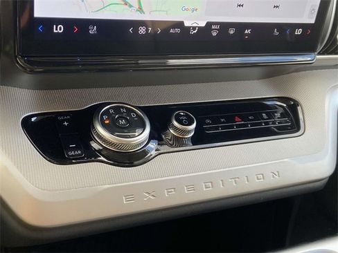 New 2025 Ford Expedition Max Active image 19