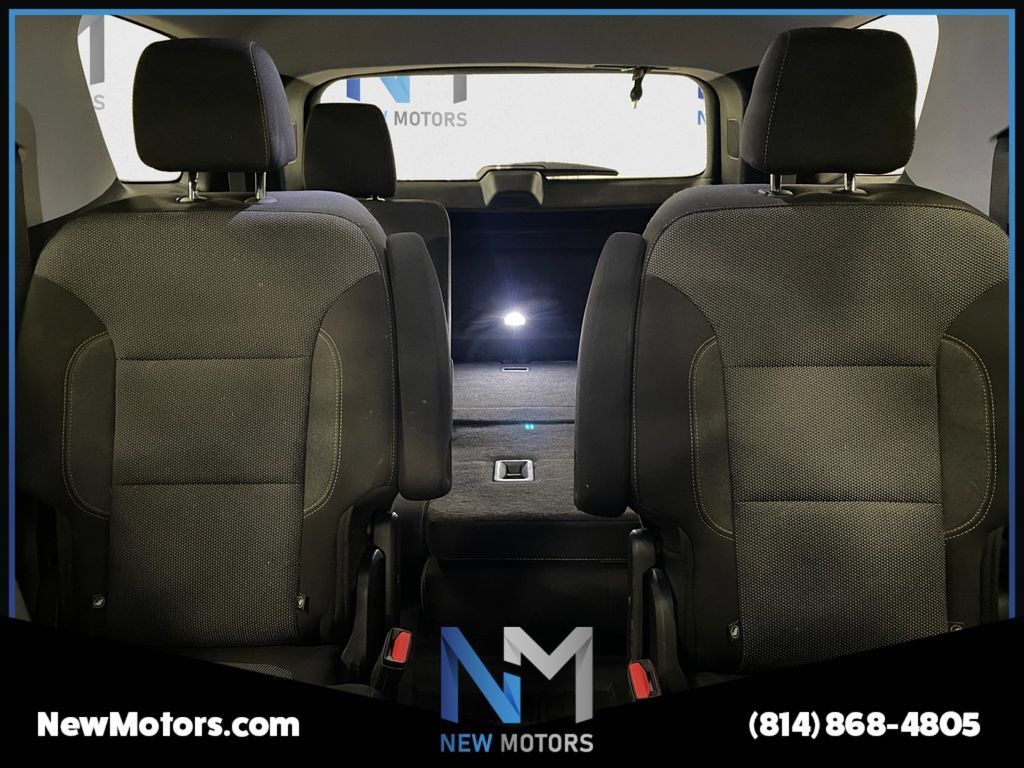 Used 2020 Chevrolet Traverse LT AWD/4WD image 13