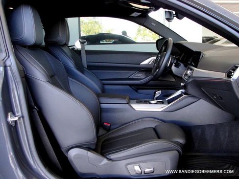 Used 2023 BMW M440i Coupe w/ Premium Package RWD image 34