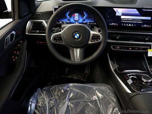 New 2026 BMW X5 xDrive40i w/ M Sport Package image 15