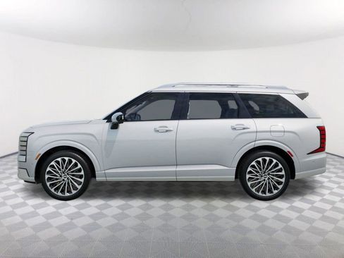 New 2026 Hyundai Palisade Calligraphy FWD image 3
