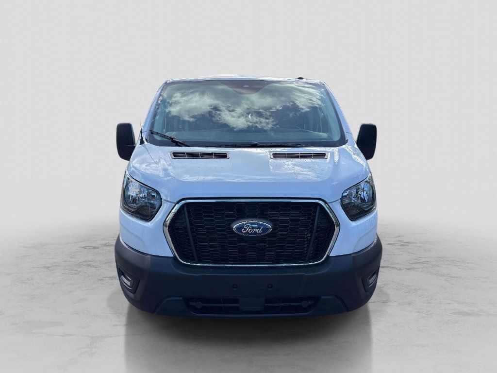 Used 2025 Ford Transit 250 Low Roof w/ Exterior Upgrade Package RWD image 8