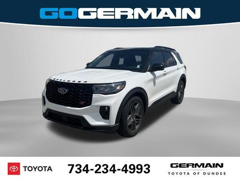 Used 2025 Ford Explorer ST AWD/4WD image 1