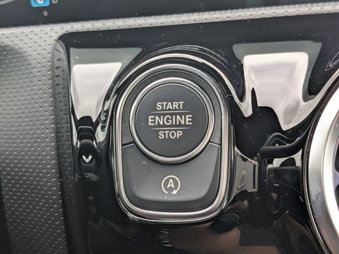 Used 2025 Mercedes-Benz CLA 250 image 25