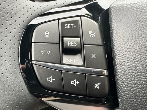 New 2026 Ford Explorer ST-Line w/ ST-Line Street Pack image 14