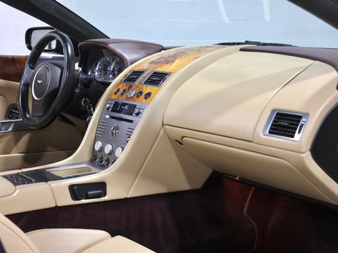 Used 2006 Aston Martin DB9 Volante RWD image 73