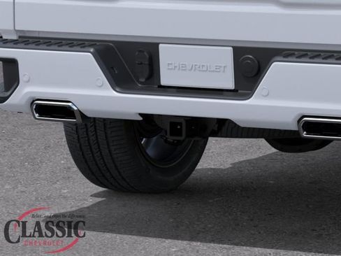 New 2026 Chevrolet Silverado 1500 High Country AWD/4WD image 16