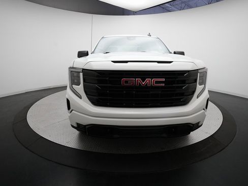 Used 2024 GMC Sierra 1500 Elevation image 11