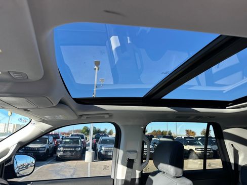 New 2025 Ford Expedition Max Active image 21