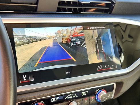 Used 2024 Audi Q3 2.0T Premium Plus image 20