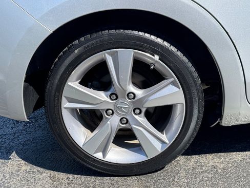 Used 2013 Acura ILX w/ Premium Package FWD image 11
