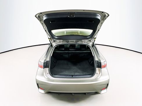 Used 2017 Lexus CT 200h w/ Seat Comfort Package image 27