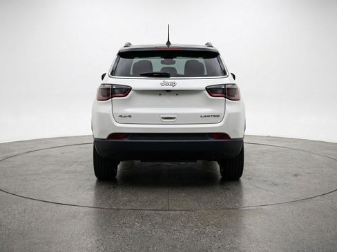 Used 2025 Jeep Compass Limited AWD/4WD image 7