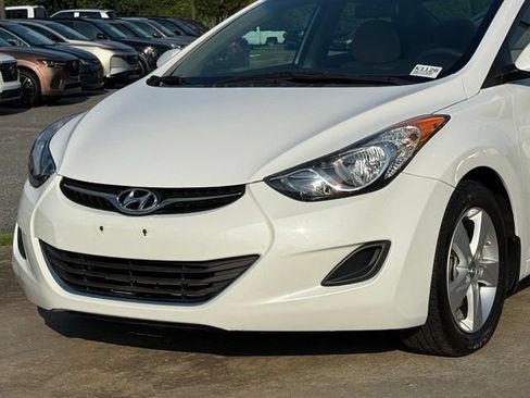 Used 2013 Hyundai Elantra GLS FWD image 10